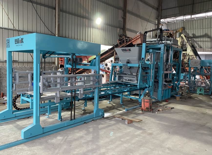 block paver machine